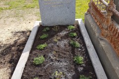 Mums-grave-at-Malmsbury-Cemetery